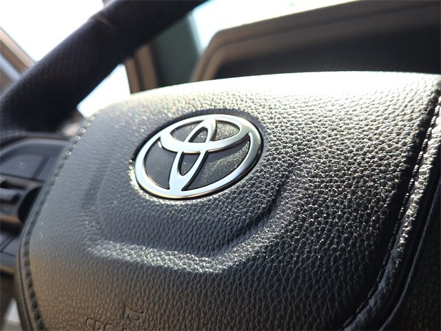 Used 2024 Toyota Tacoma TRD Off-Road image 24