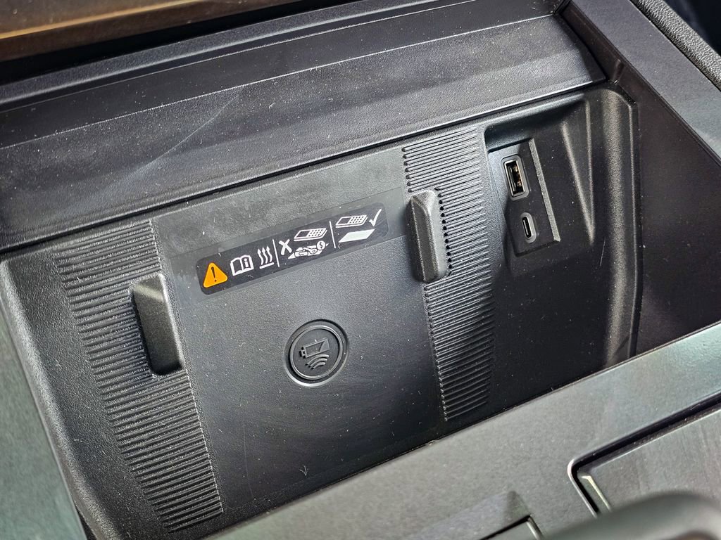 Used 2024 GMC Hummer EV 2X w/ LPO, Storage Package image 32