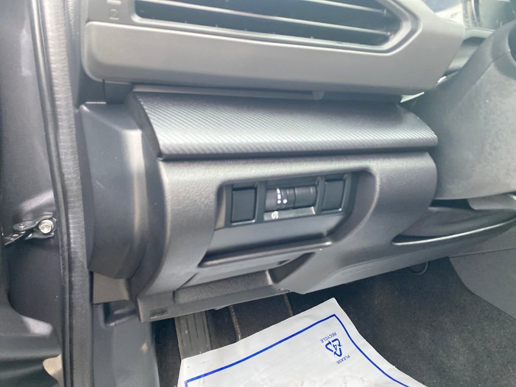 Certified 2025 Subaru Crosstrek 2.5i Limited image 28