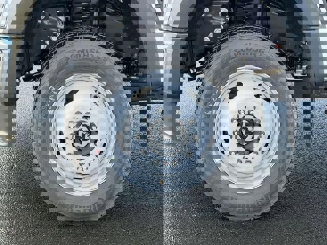 New 2025 Ford F450 XL w/ XL Chrome Package image 7