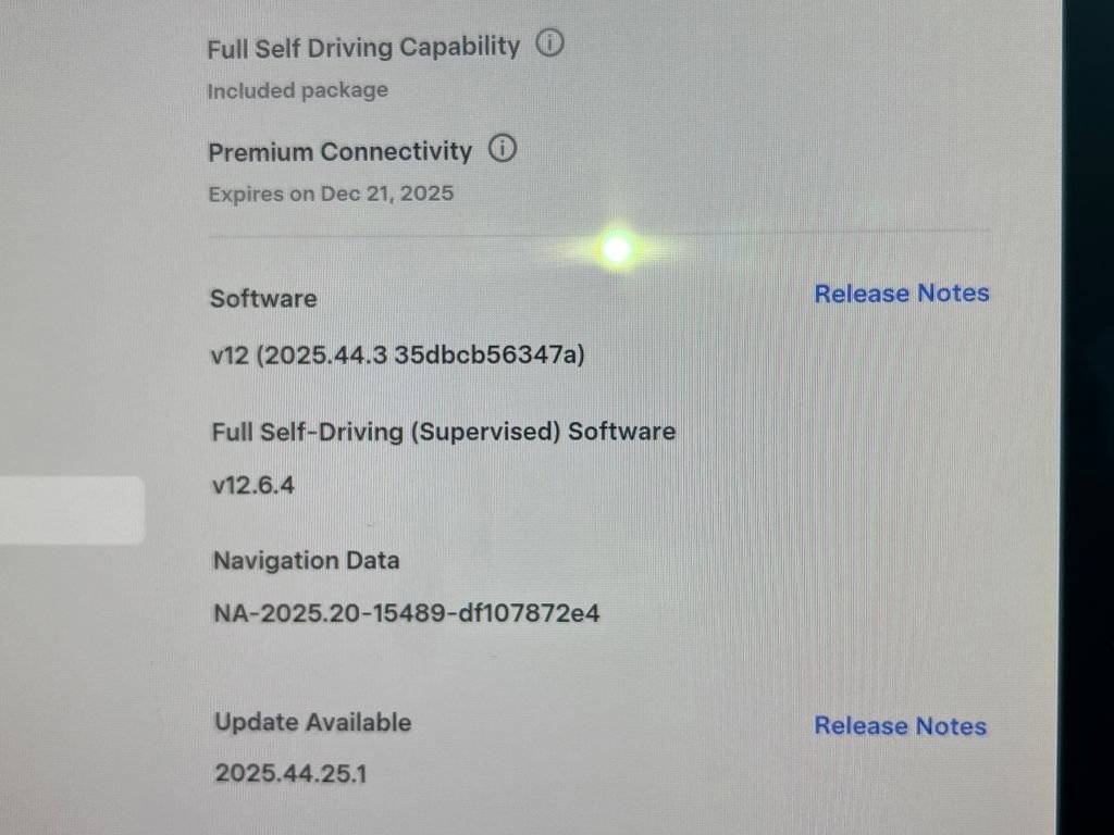 Used 2022 Tesla Model Y Performance image 15