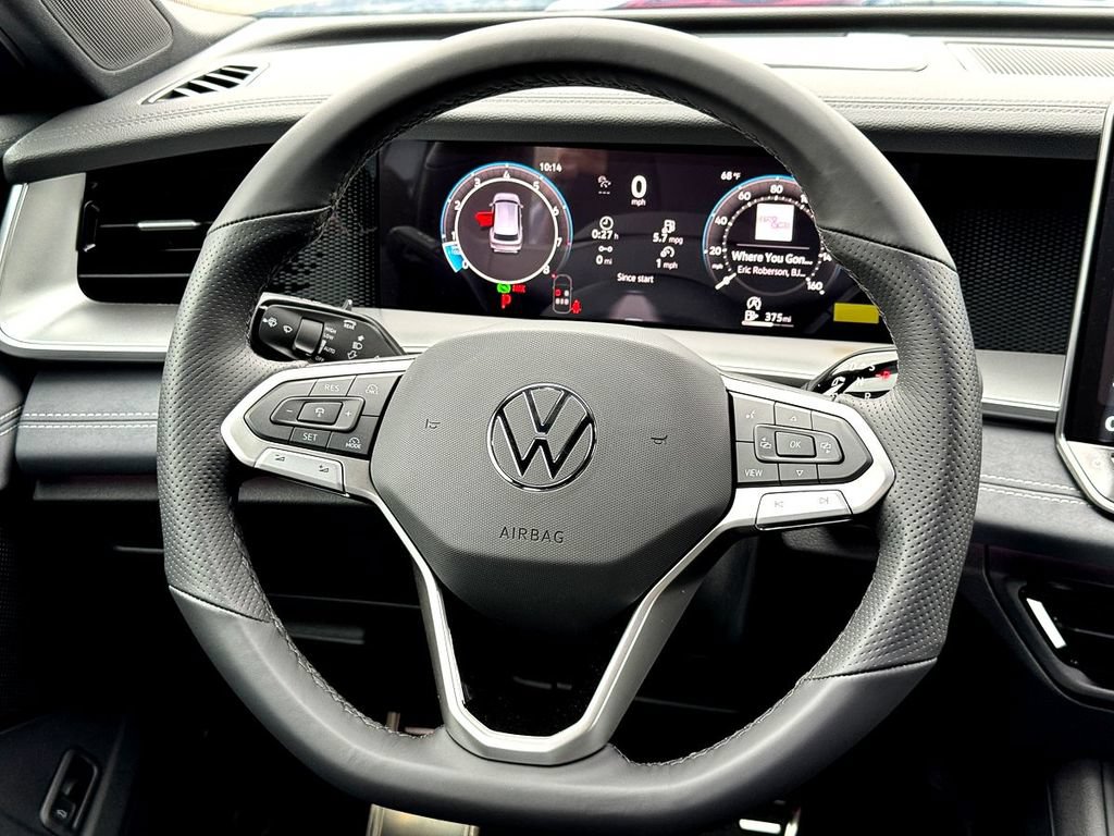 New 2026 Volkswagen Tiguan SE R-Line FWD image 19