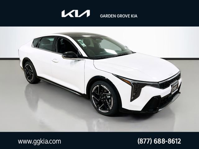 New 2025 Kia K4 GT-Line w/ GT-Line Sunroof Package image 1