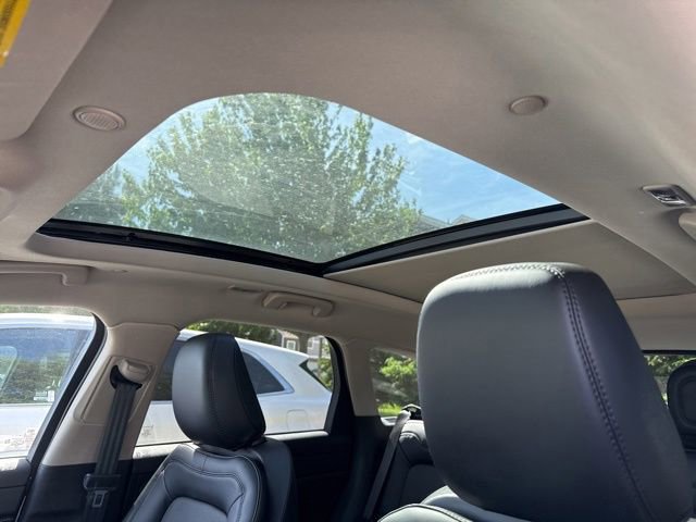 Certified 2025 Lincoln Corsair Reserve AWD/4WD image 23