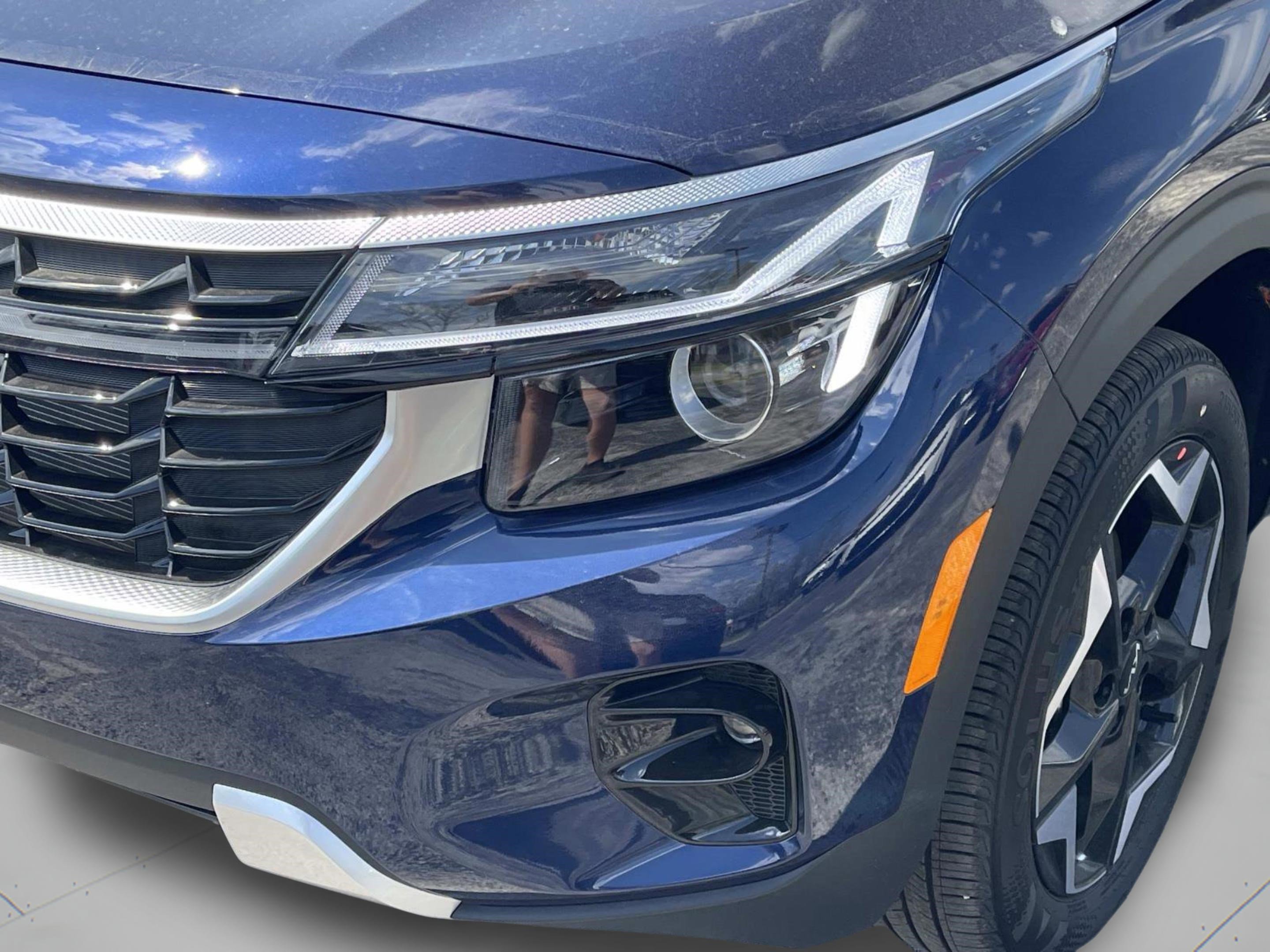 New 2026 Kia Seltos EX image 9