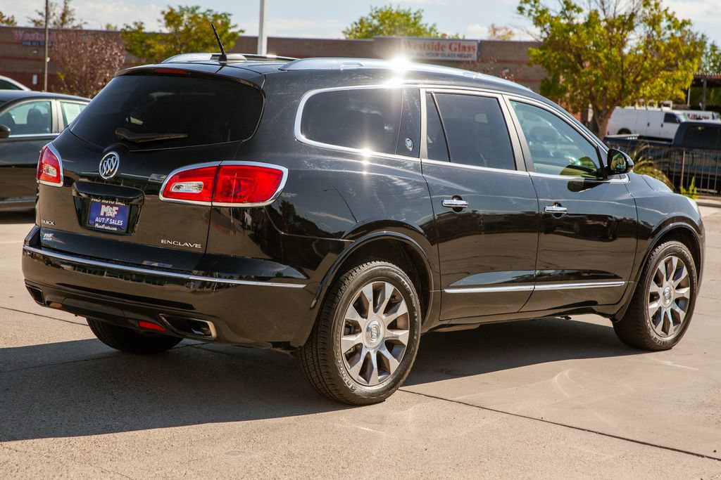 Used 2017 Buick Enclave Premium w/ Experience Buick Package FWD image 5