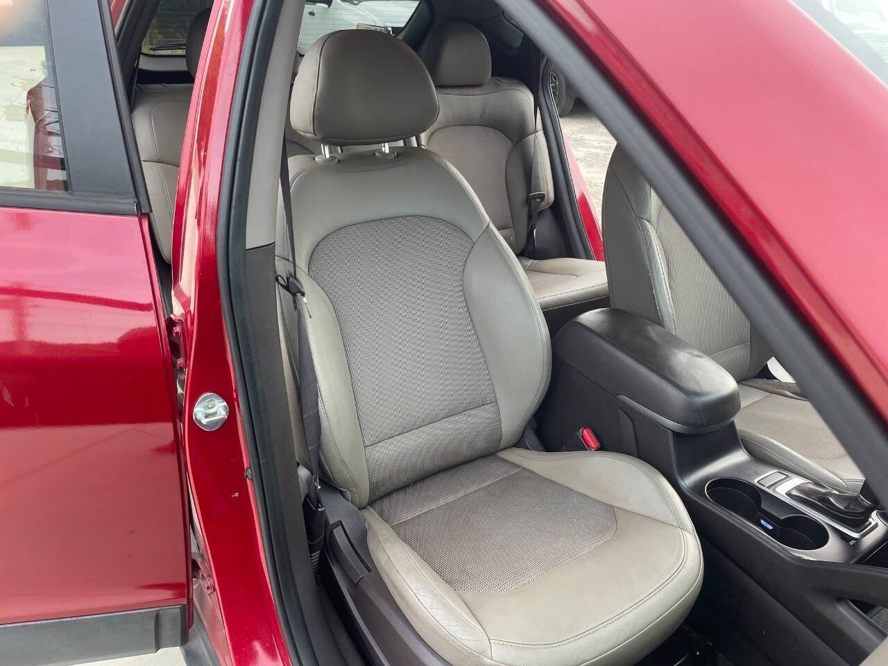 Used 2015 Hyundai Tucson SE FWD image 26