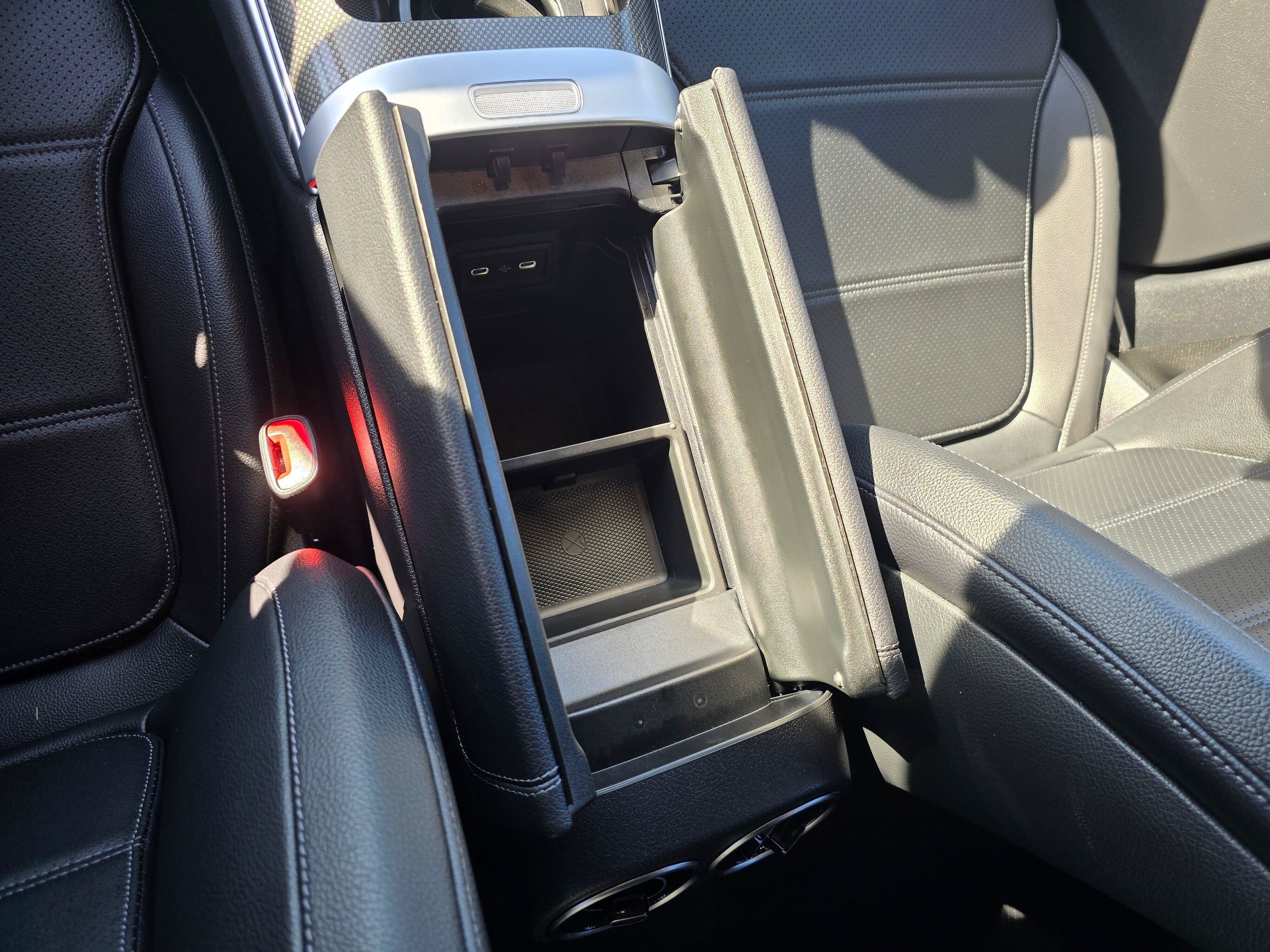 Used 2023 Mercedes-Benz GLC 300 4MATIC image 24