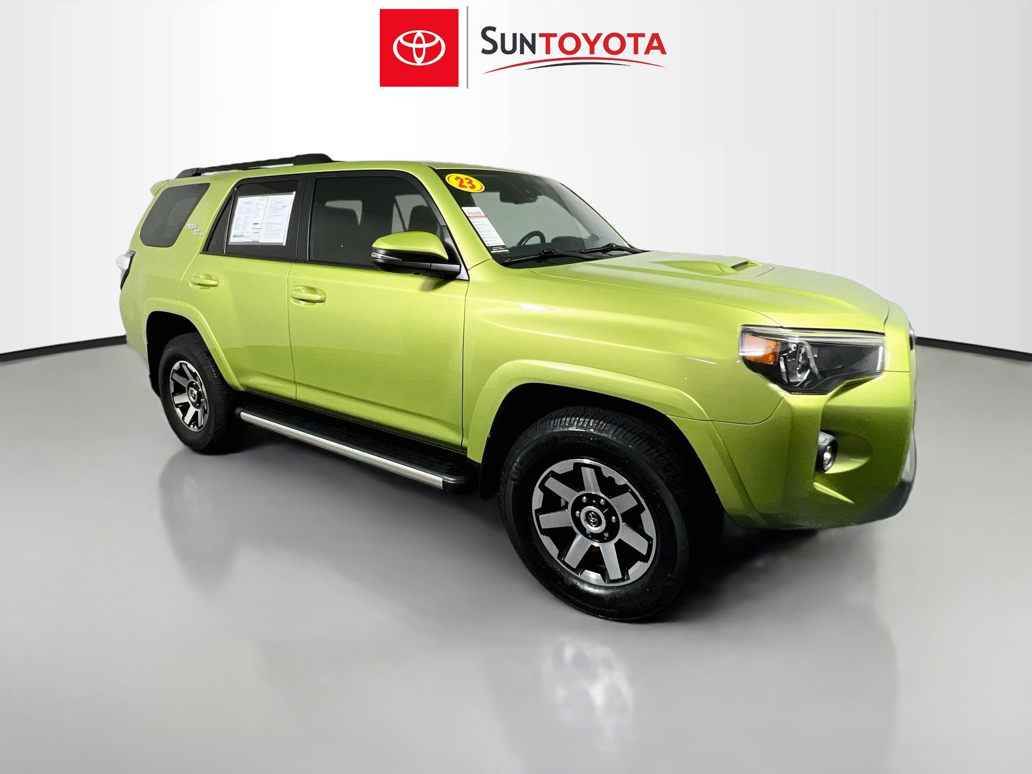 Used 2023 Toyota 4Runner TRD Off-Road Premium w/ Moonroof Package AWD/4WD image 1