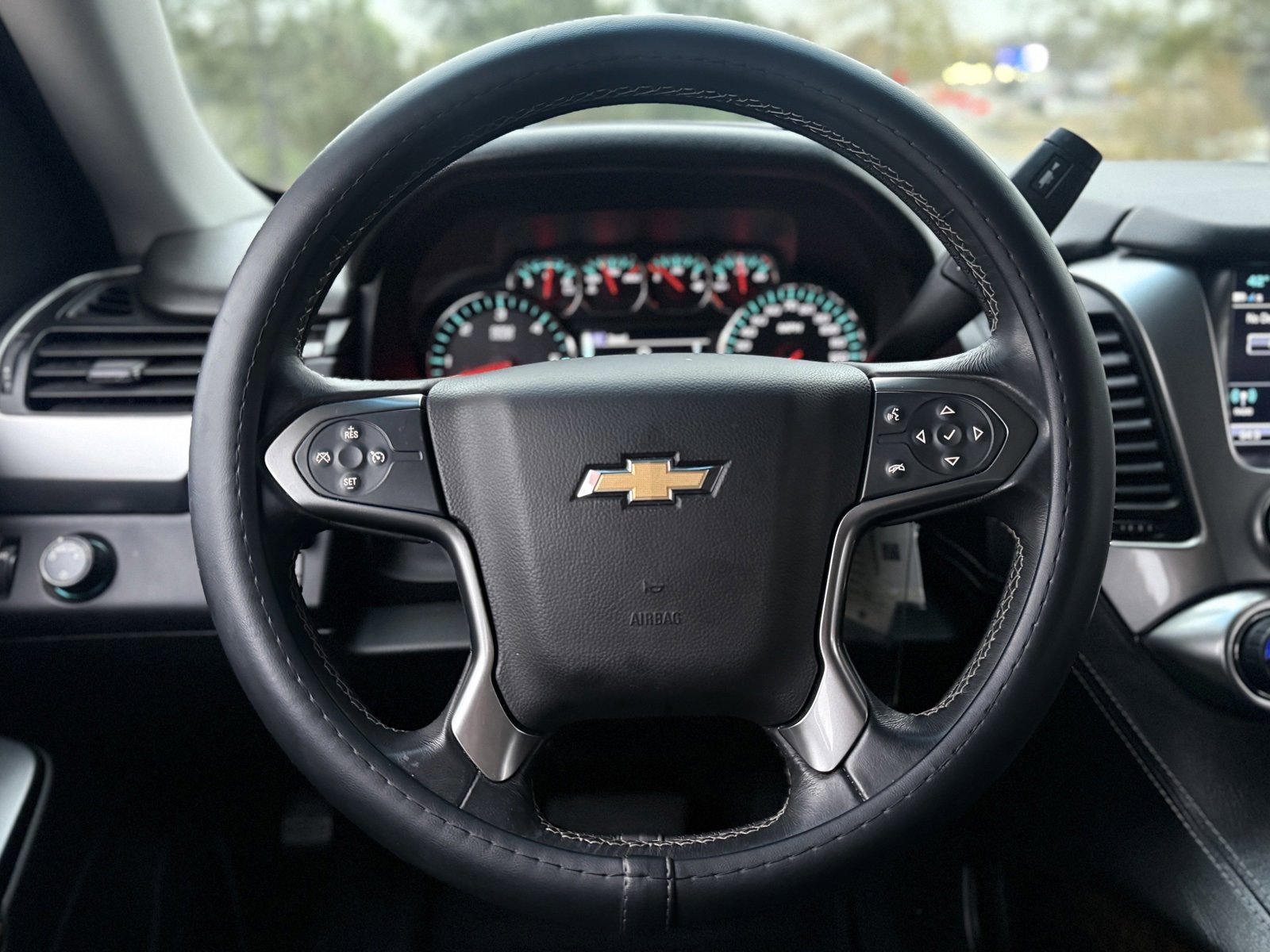 Used 2018 Chevrolet Tahoe LS w/ All-Season Package image 24