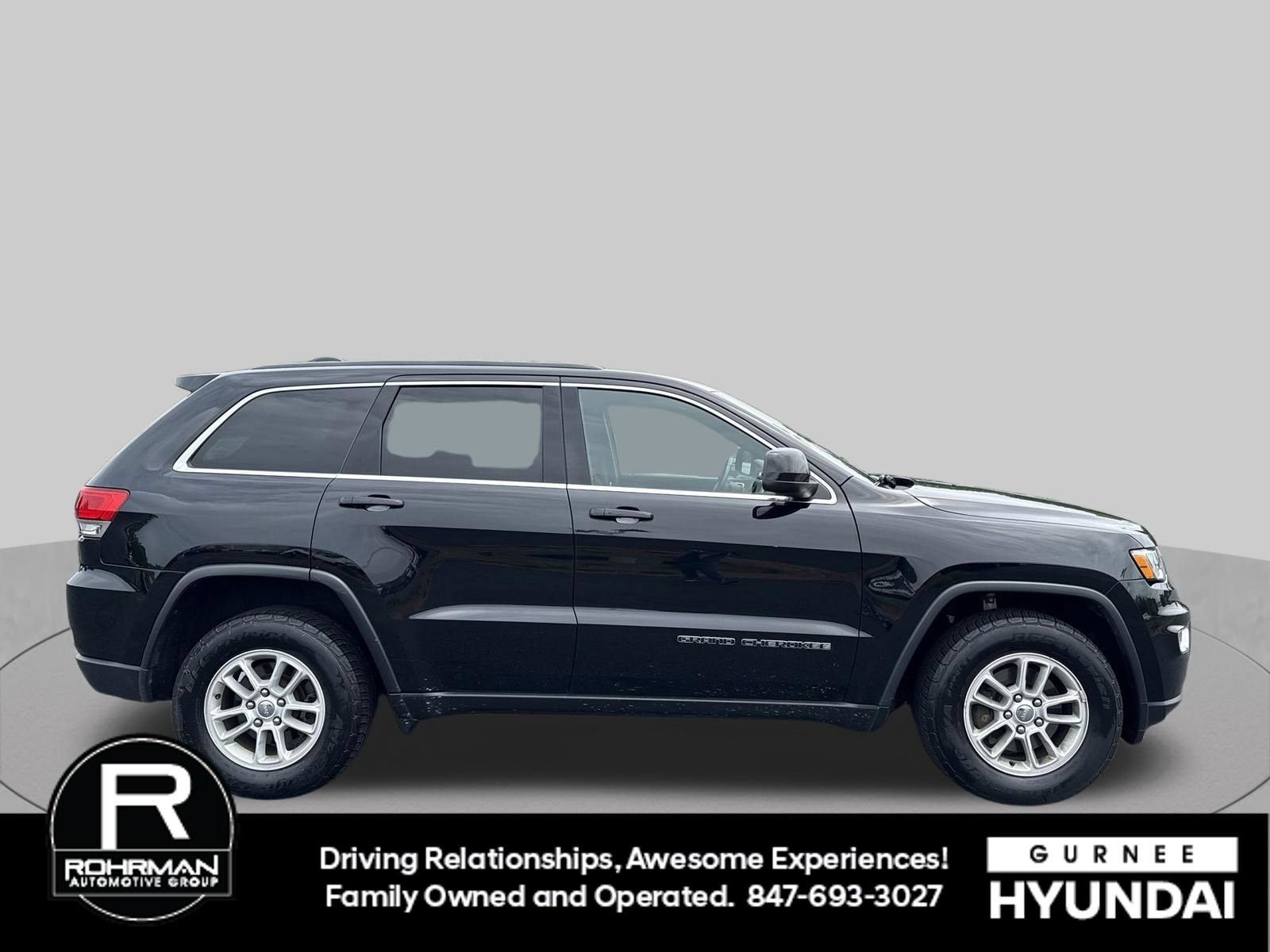 Used 2018 Jeep Grand Cherokee Laredo AWD/4WD image 10