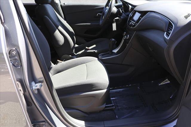 Used 2020 Chevrolet Trax LS w/ Tint and Cruise Package FWD image 28