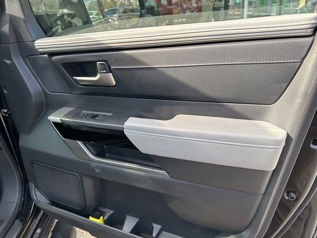 Used 2025 Toyota Tundra Limited image 13