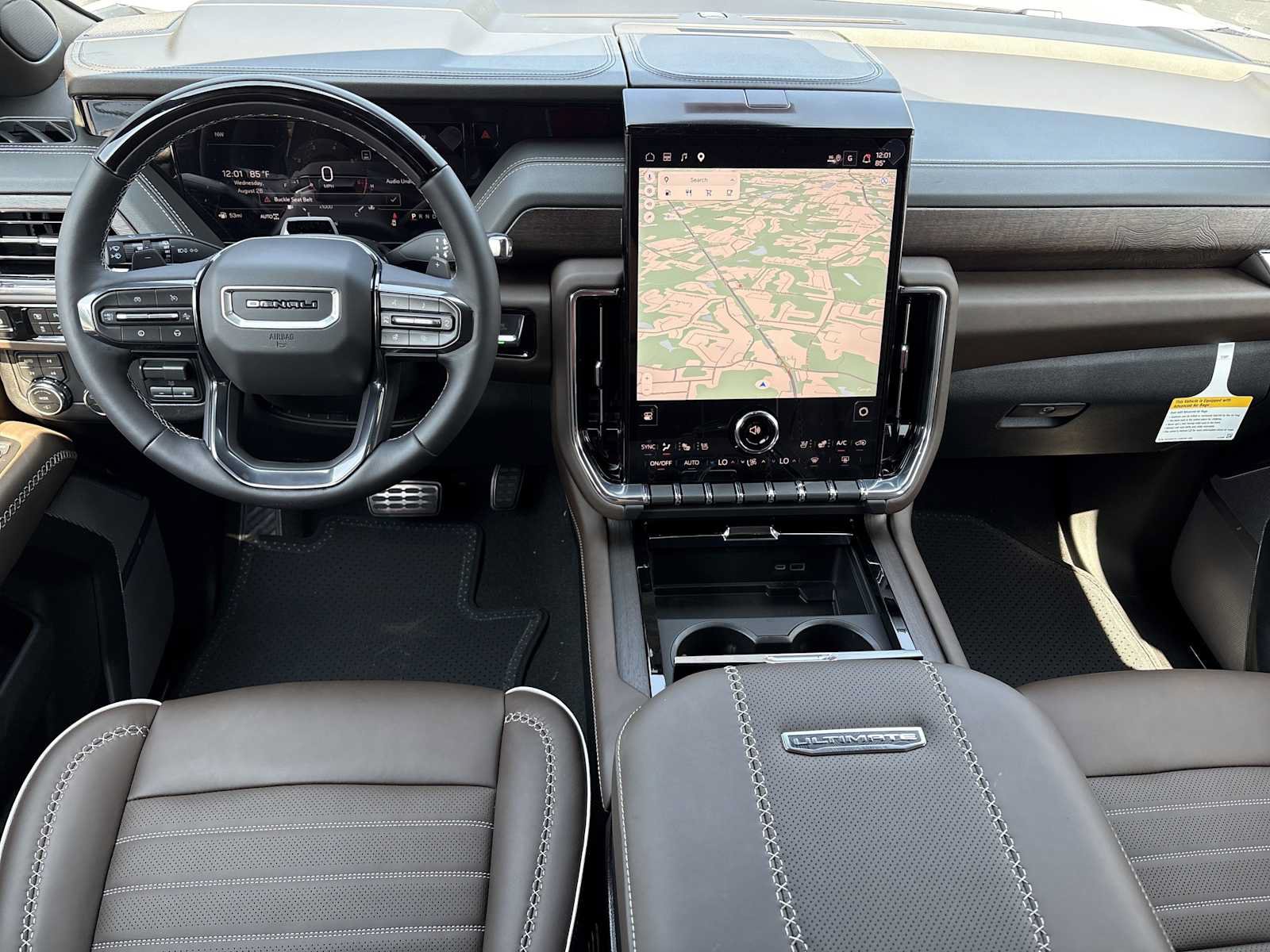 New 2026 GMC Yukon Denali Ultimate AWD/4WD image 2