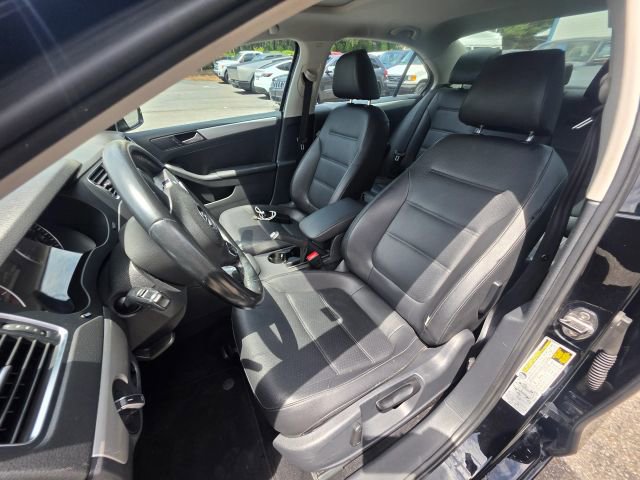 Used 2014 Volkswagen Jetta SE FWD image 14