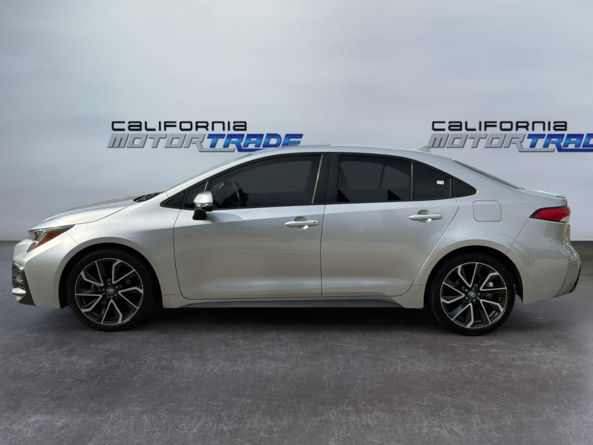 Used 2022 Toyota Corolla SE w/ SE Premium Package FWD image 8