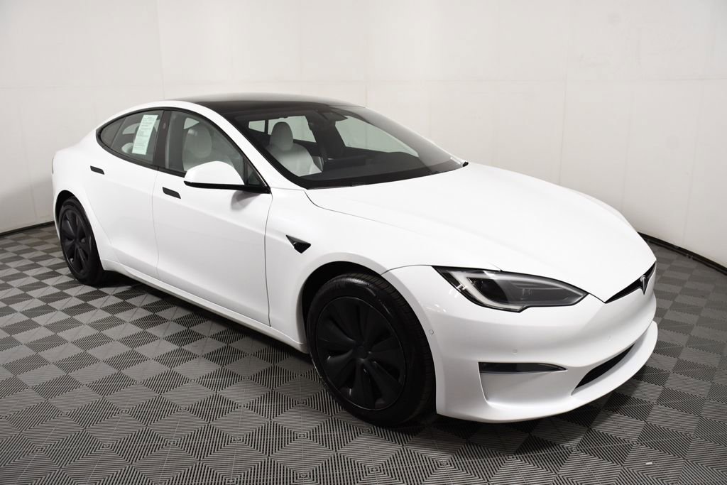 Used 2022 Tesla Model S image 8