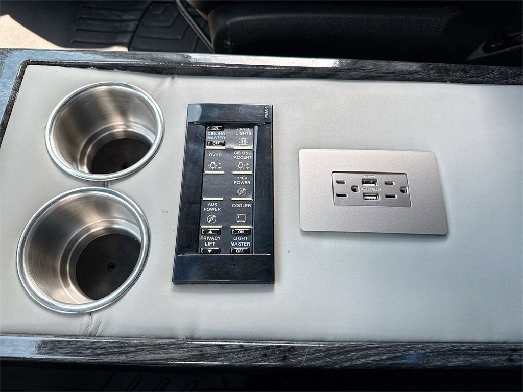 Used 2016 Mercedes-Benz Sprinter 3500 image 23