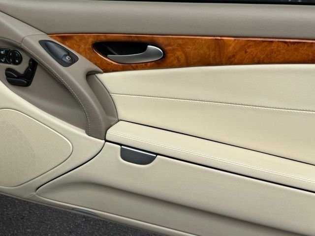 Used 2012 Mercedes-Benz SL 550 image 25
