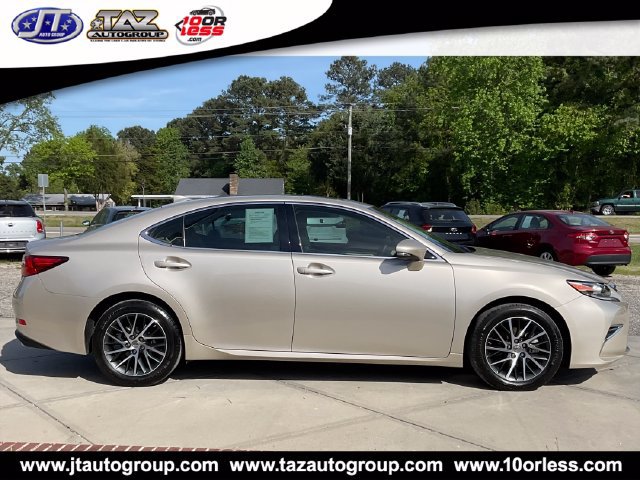 Used 2017 Lexus ES 350 w/ Luxury Package FWD image 8