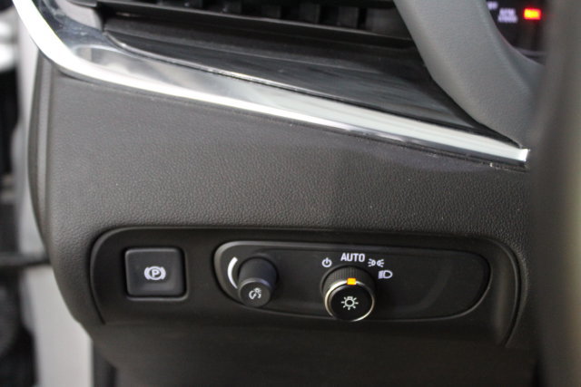 Used 2021 Buick Enclave Essence w/ Sound and Sites Package FWD image 16