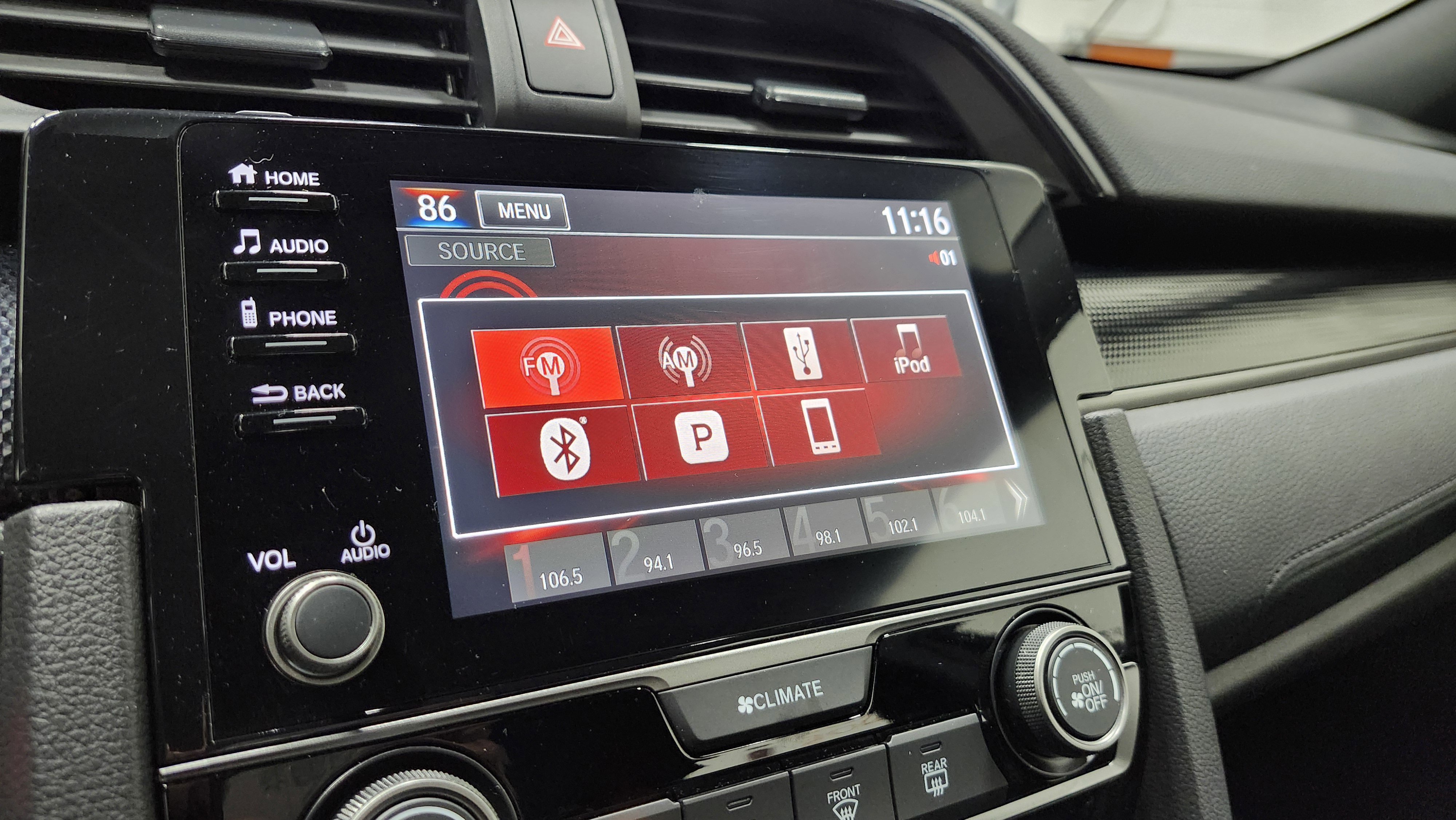 Used 2020 Honda Civic Sport image 4