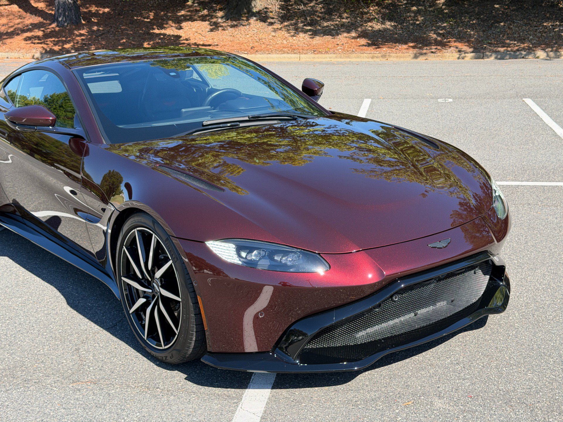 Used 2020 Aston Martin V8 Vantage Coupe RWD image 17