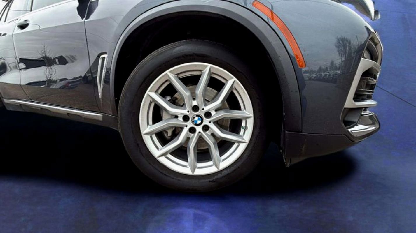 Used 2019 BMW X5 xDrive40i w/ Premium Package 2 AWD/4WD image 22