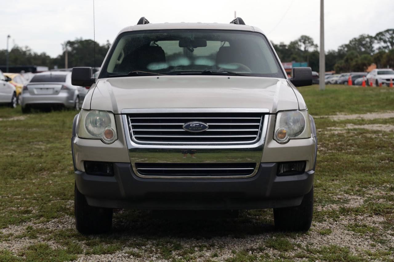 Used 2006 Ford Explorer XLT RWD image 17