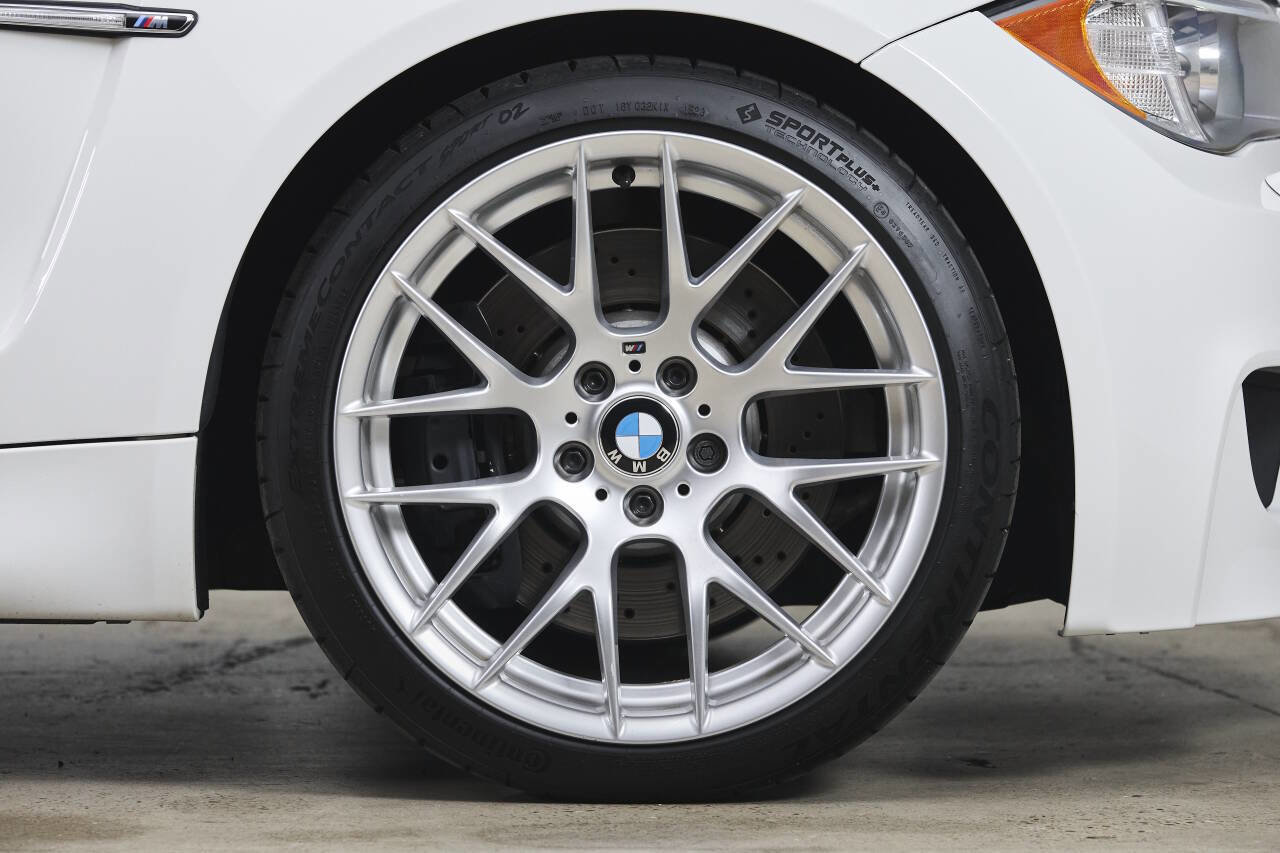 Used 2011 BMW 1 Series M image 36