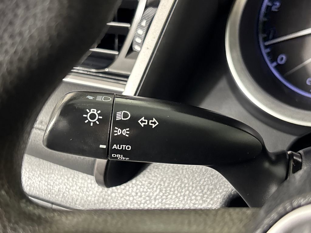 Certified 2022 Toyota Camry LE image 17