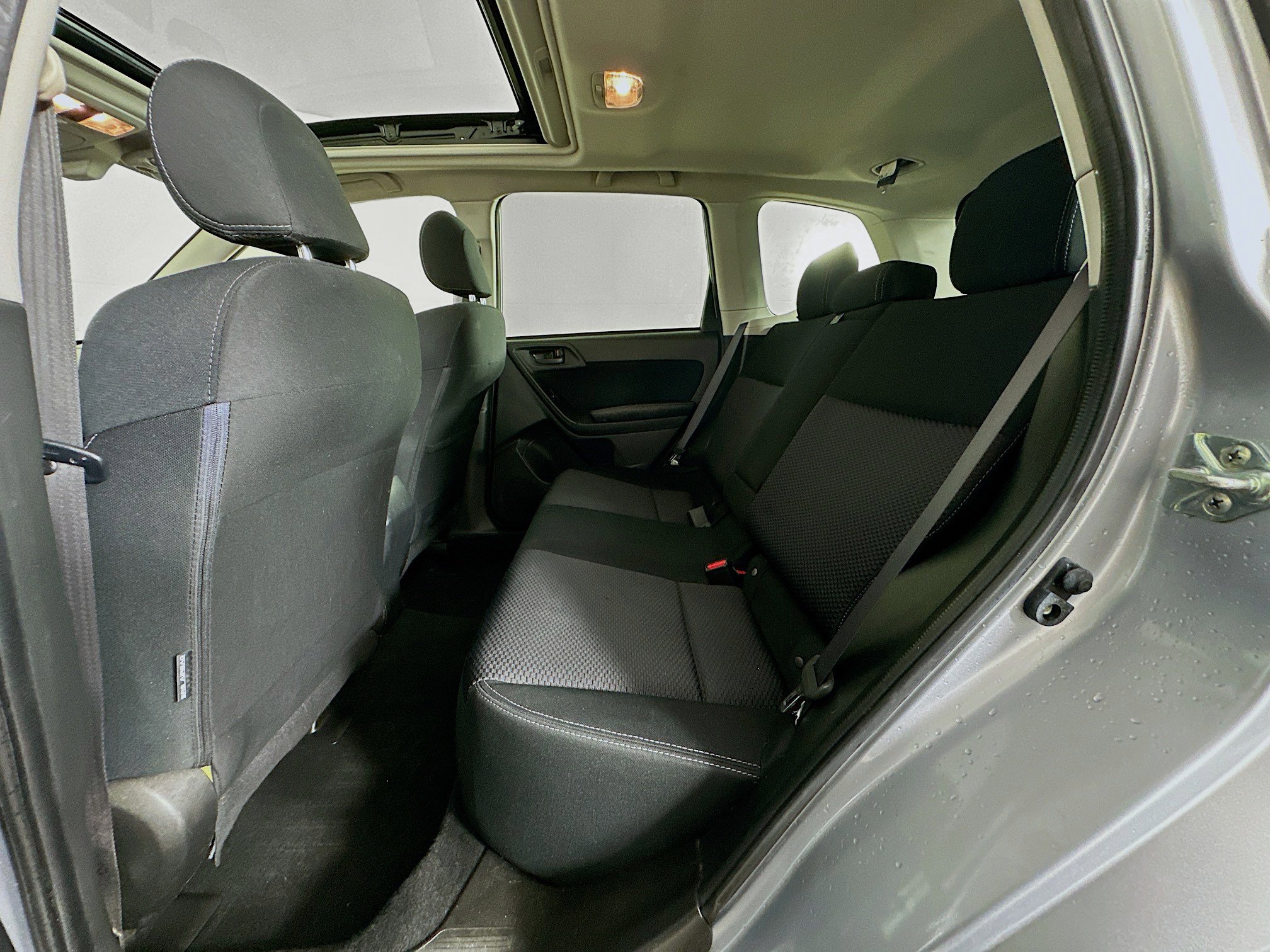 Used 2016 Subaru Forester 2.5i Premium AWD/4WD image 28