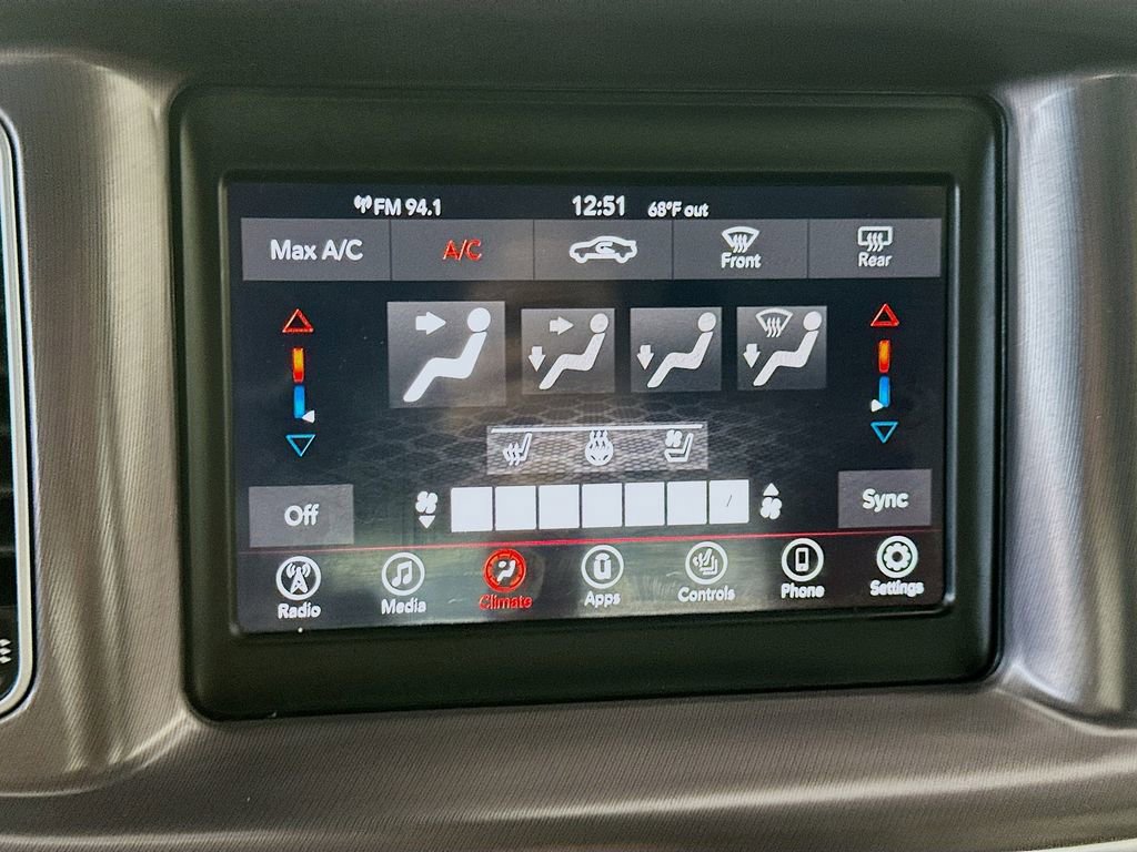 Used 2020 Dodge Charger SXT w/ Leather Interior Group image 18