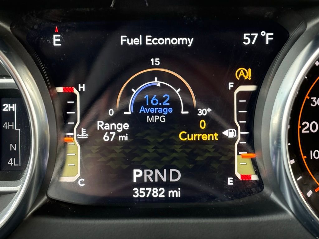 Used 2022 Jeep Wrangler Unlimited Sahara image 28