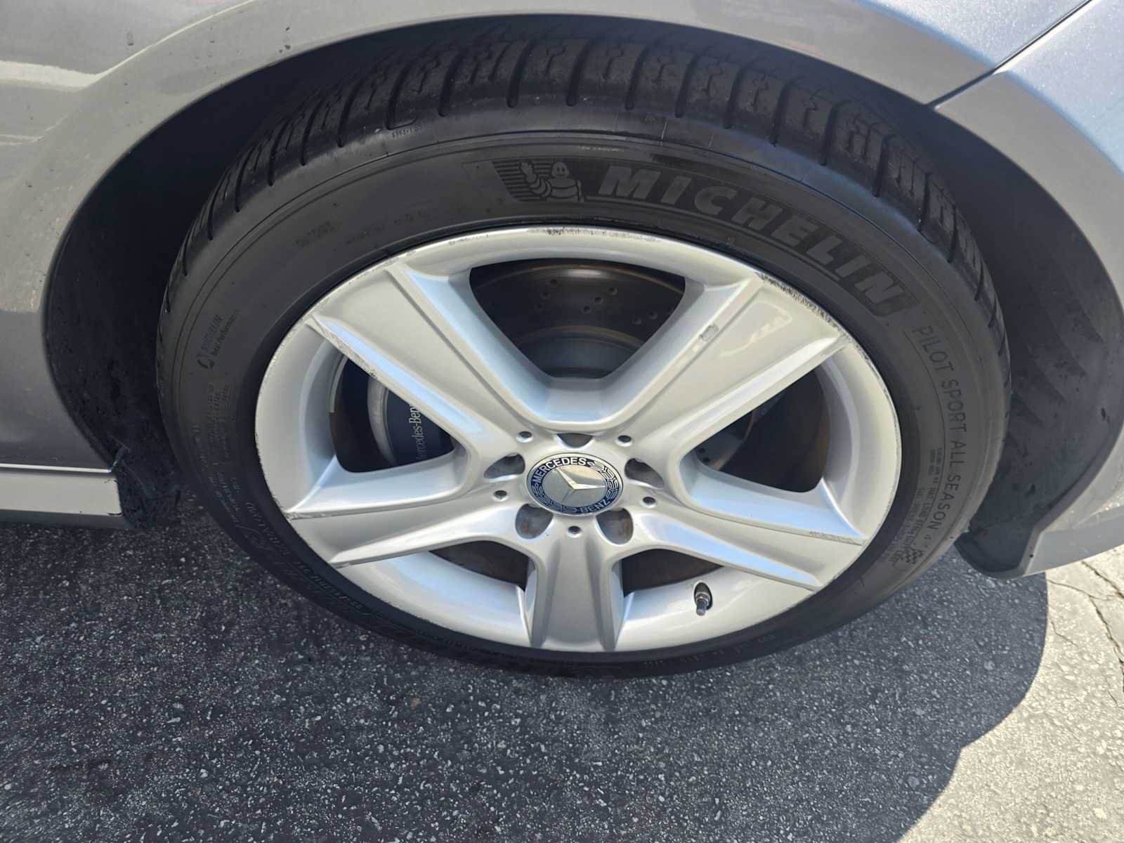 Used 2010 Mercedes-Benz C 300 Sedan image 9