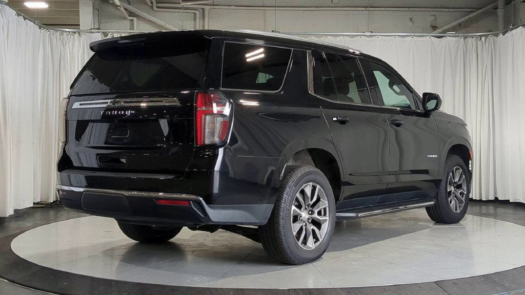 Used 2023 Chevrolet Tahoe LS AWD/4WD image 10