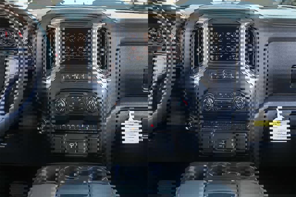 Used 2025 Chevrolet Silverado 1500 Custom Trail Boss w/ Dark Appearance Package image 13