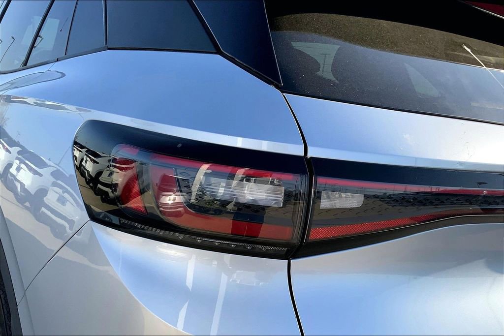 Certified 2021 Volkswagen ID.4 Pro image 28