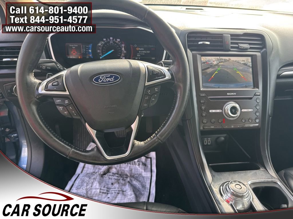 Used 2019 Ford Fusion Titanium image 9