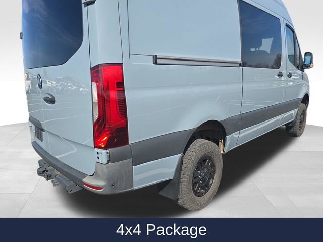 Used 2021 Mercedes-Benz Sprinter 144 Cargo w/ Comfort Plus Package image 4