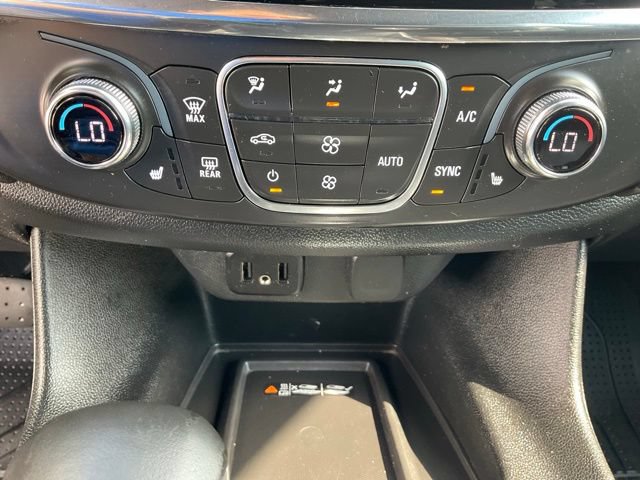 Used 2023 Chevrolet Traverse LT w/ LPO, Floor Liner Package AWD/4WD image 20