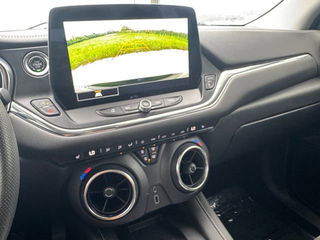 Used 2023 Chevrolet Blazer LT w/ Convenience Package FWD image 9