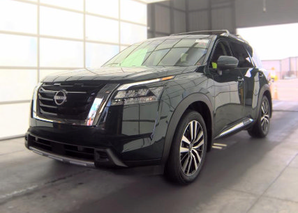Used 2025 Nissan Pathfinder Platinum w/ Cargo Package