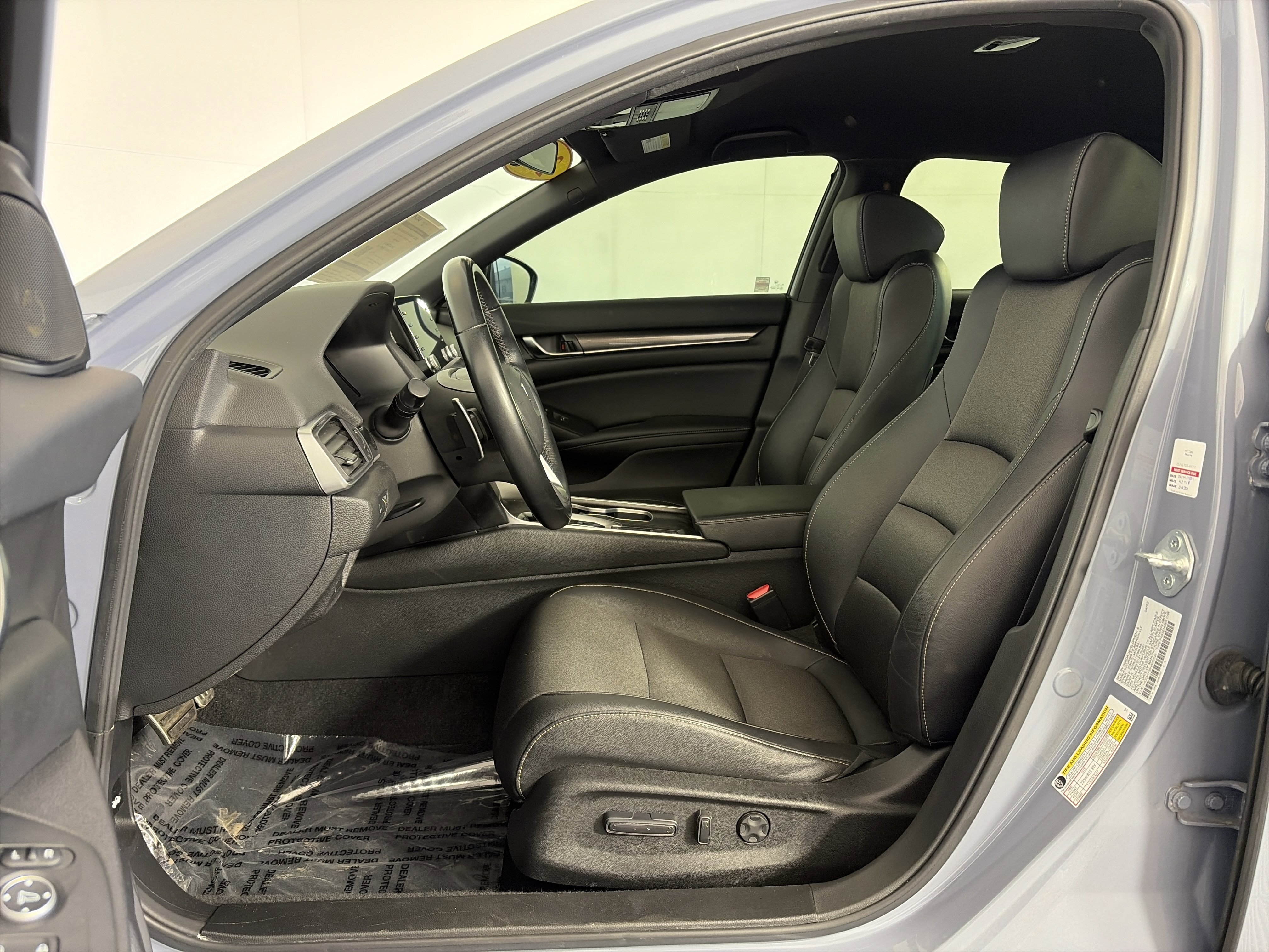 Used 2022 Honda Accord Sport image 6