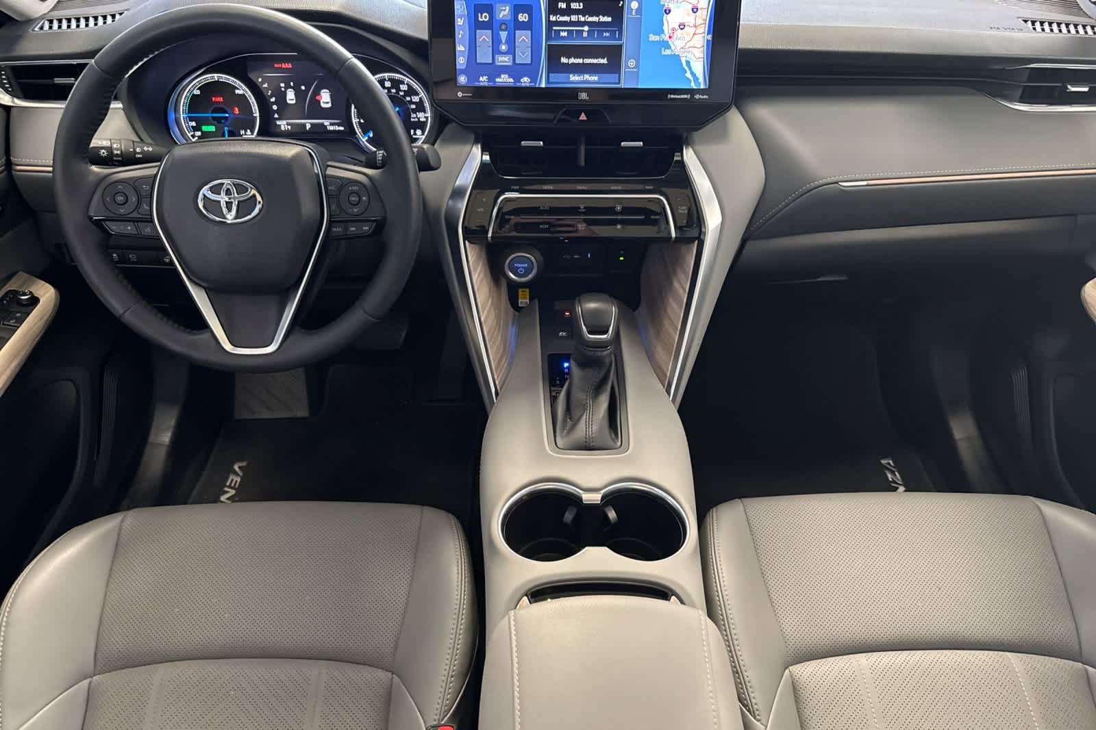 Used 2022 Toyota Venza Limited AWD/4WD image 13