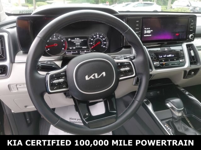 Certified 2022 Kia Sorento S w/ Panoramic Sunroof Package FWD image 12