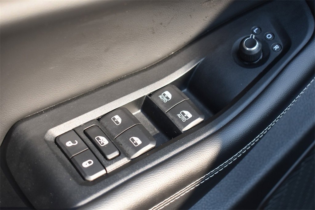 Used 2023 Jeep Grand Cherokee Altitude image 23