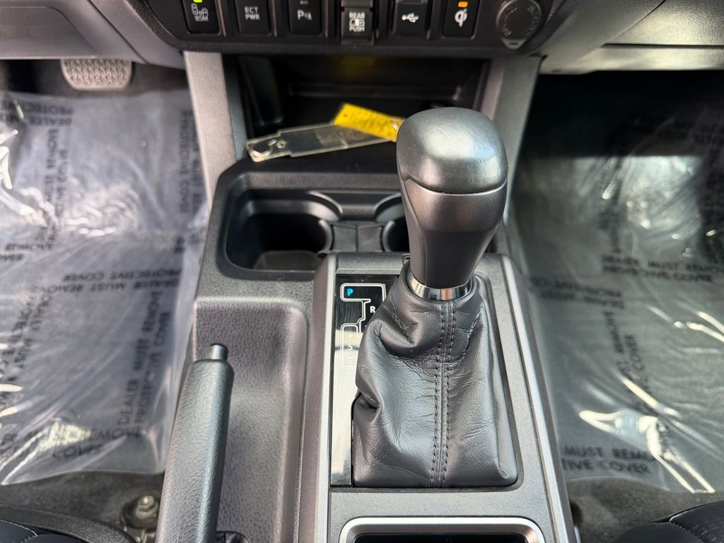 Used 2023 Toyota Tacoma TRD Sport w/ TRD Premium Sport Package AWD/4WD image 25