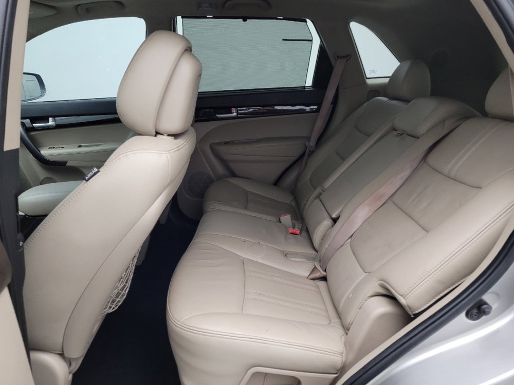 Used 2015 Kia Sorento EX w/ EX V6 Touring Package image 18