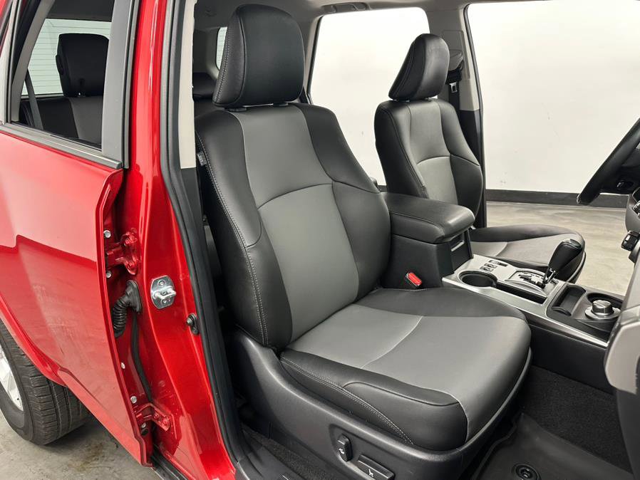 Used 2021 Toyota 4Runner SR5 Premium image 36